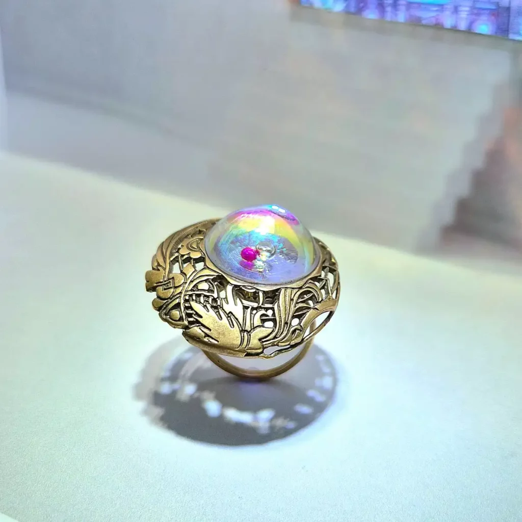 rózsák tere templomának üveg gyűrű5